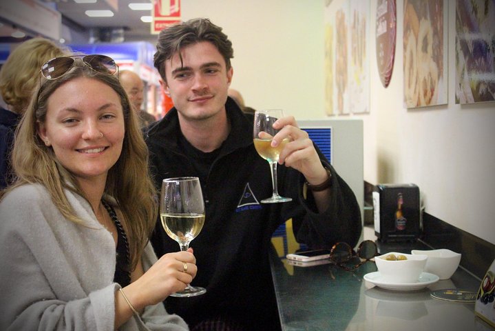 Food Tasting Walking Tour in Palma with a Local