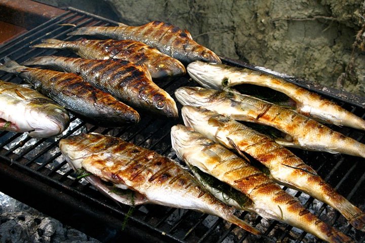 Feel and Taste island Brac with local experts - island adventure to remember