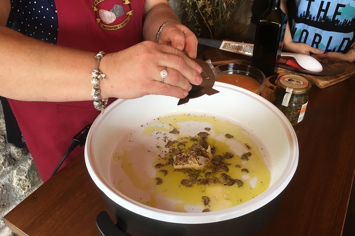 Istrian tapestry - gourmet tour combining wine, truffles and olive oil