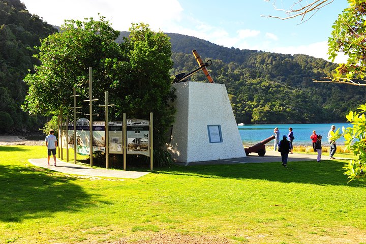 Queen Charlotte Sound Mail Boat Cruise