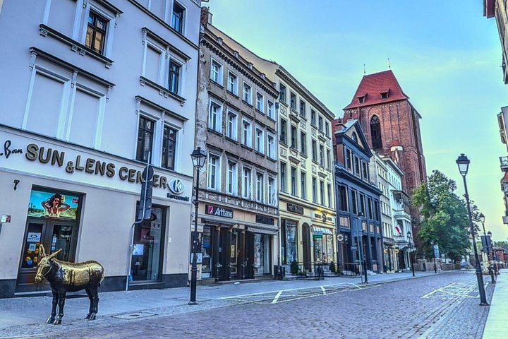 Walking Tour of the medieval Toruń