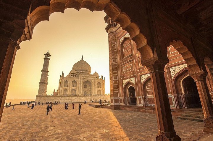 Skip The Line: Sunrise Taj Mahal & Agra Day Tour From Jaipur