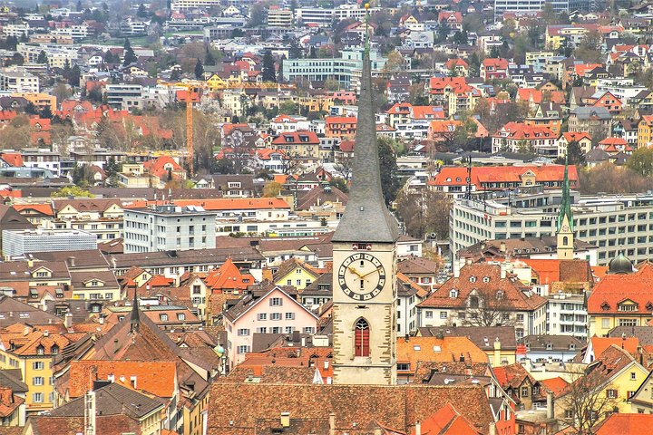 Discover Chur’s most Photogenic Spots with a Local