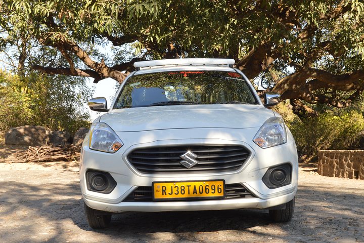 Private A/c Mount Abu Fullday Local Sight Seeing (4 Seat A/c Sedan)