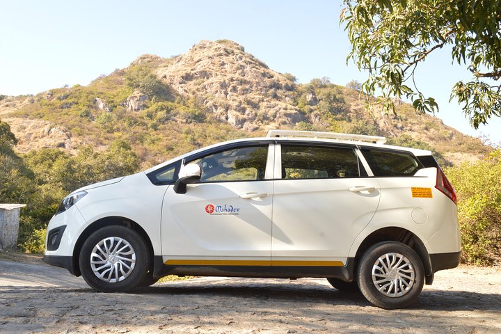 Private A/c Transfer Mount Abu To Abu Road (6 Seat A/c Suv)