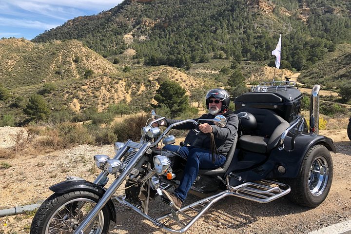 Luxury Rewaco Trike "The Fun In The Sun Tour" - (3 hours, Min of 2 Passengers)