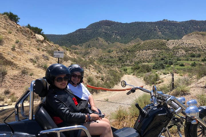 Luxury Rewaco Trike "The Fun In The Sun Tour" - (3 hours, Min of 2 Passengers)