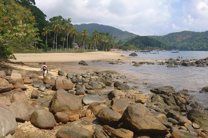 Feiticeira's Waterfall + Beaches of Enseada das Estrelas - Full day Private Hike