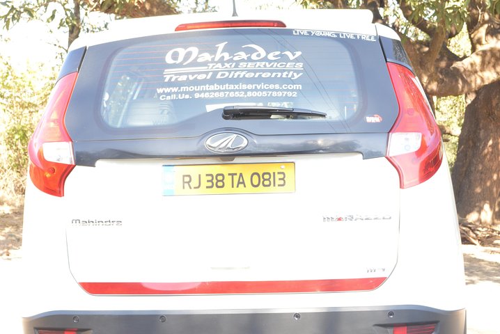 Private A/c Transfer Mount Abu To Abu Road (6 Seat A/c Suv)