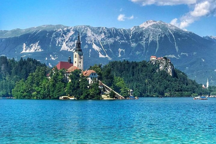 Lake Bled Small Group Day Trip from Ljubljana (Castle and Island)