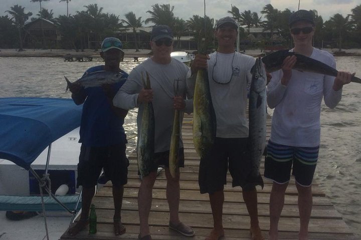 Premium Private Fishing, Snorkelling and Beach cookout tour in San Pedro,Belize