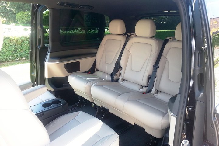 Private Transfer from Tirano to Venice with stop in Verona