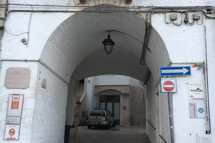 PUGLIA Tour Private Customizable Excl. with your Apulian friend