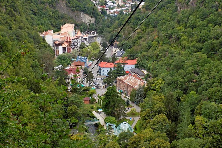 Private Day Trip: Stalin Museum, Uplistsikhe and Borjomi Park