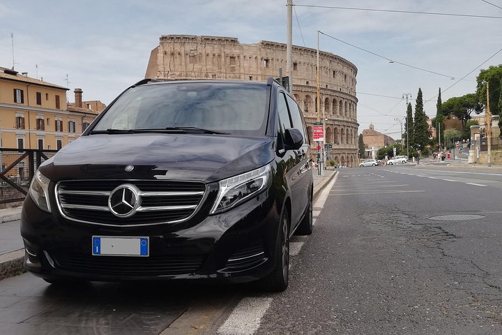 Private Transfer from Tirano to Venice with stop in Verona