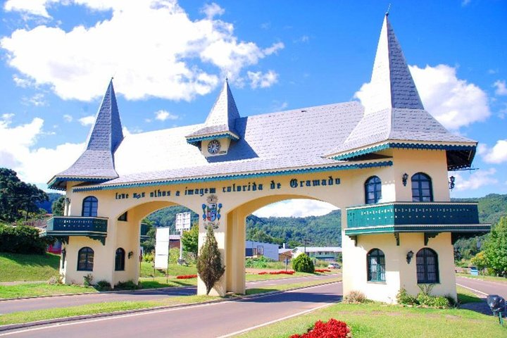 Private transfer from Porto Alegre to Gramado and Canela-RS