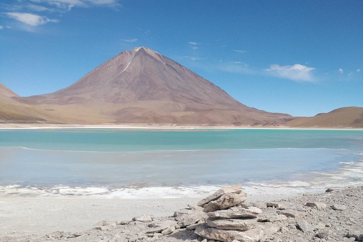 Tailor-Made 3-Day Uyuni Salt Flats & Lagoon Discovery