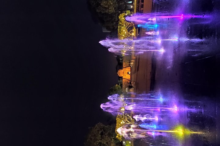 Manila by Night: Discovering City Highlights with Intramuros