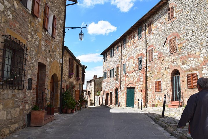 Cortona private walking Tour