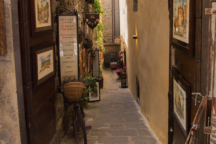 Cortona private walking Tour
