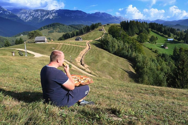 4x4 Nature Tour in Land of Dracula - 1 day
