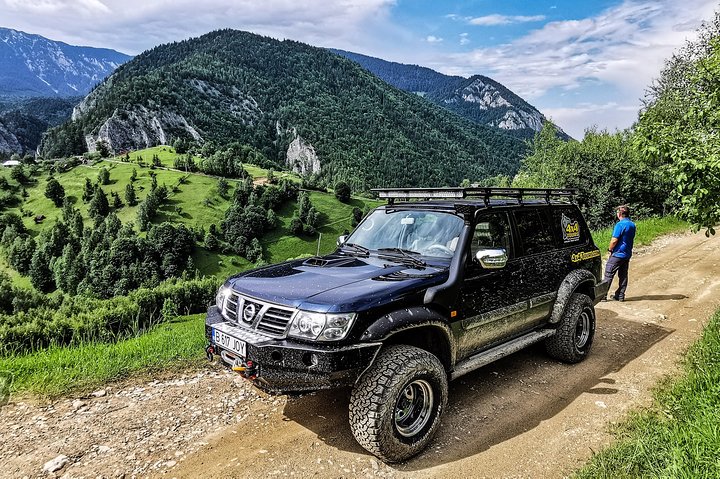 4x4 Nature Tour in Land of Dracula - 1 day
