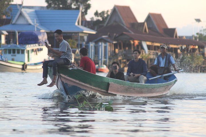 Susur Sungai Arut , Down The Arut River