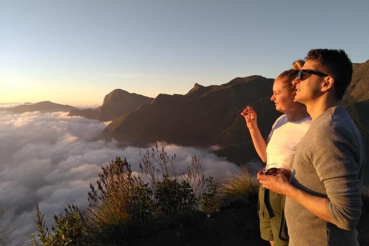 Sunrise Tour in Top Station, Munnar ( By Munnar Info)