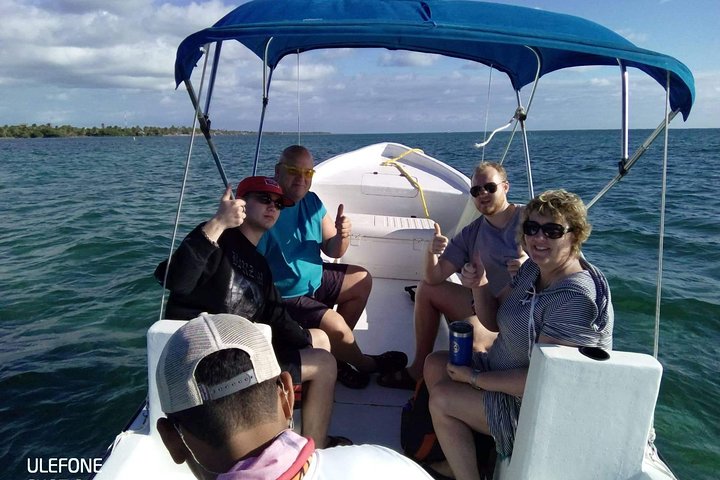 Premium Private Fishing, Snorkelling and Beach cookout tour in San Pedro,Belize