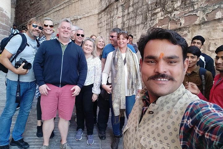 Mehrangarh Fort and Blue City Historic Tour with Local Guide