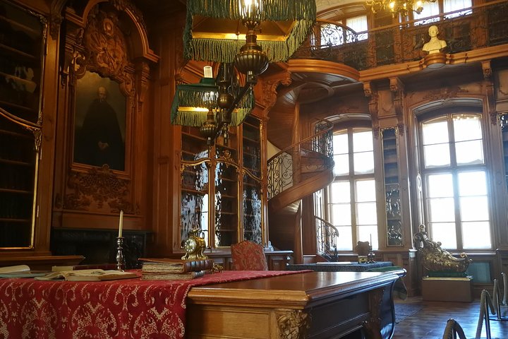 Palace, Castle and Ancient Oaks - Rogalin and Kórnik guided tour from Poznan