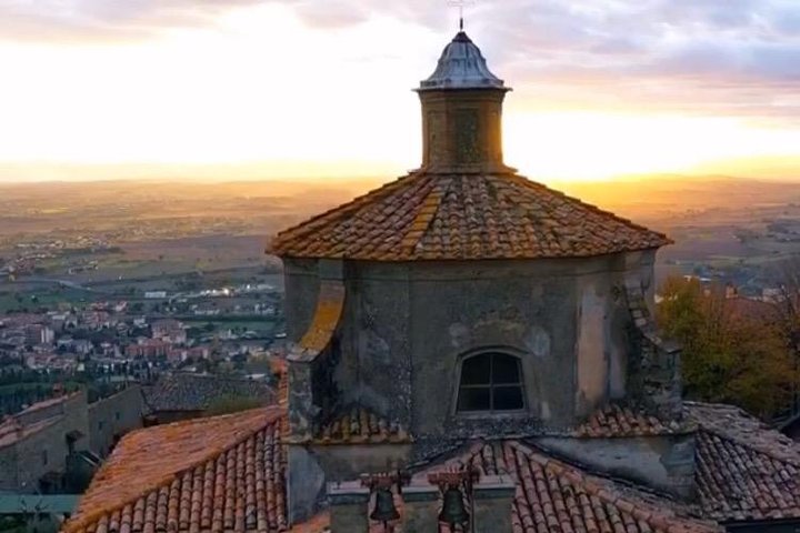 Wine and olive oil tastings with the locals