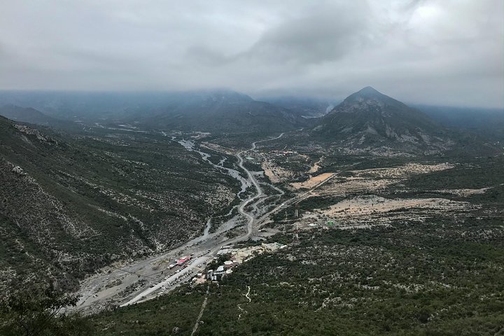 The Grutas de Garcia & Town (Cablecar Ticket + Premium SUV)