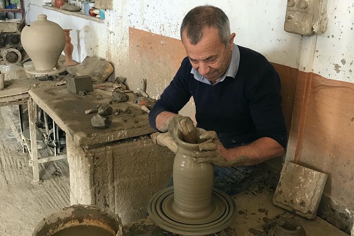 Knossos Palace and Pottery experience (Luxury Adventure)