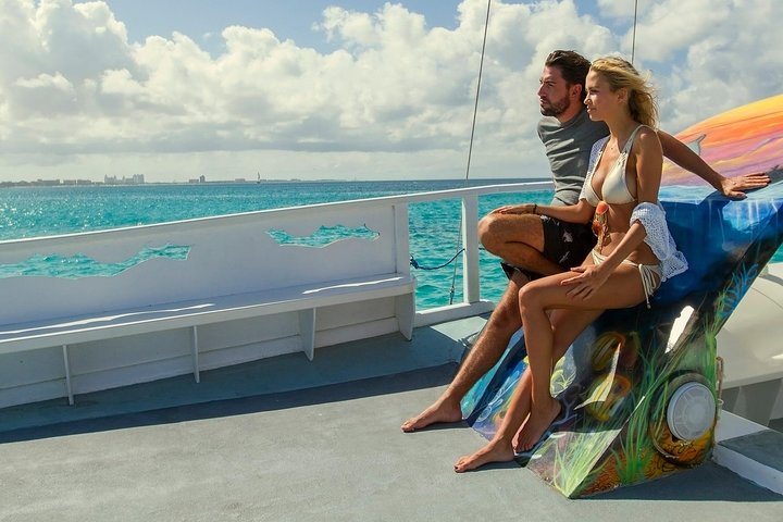 Dolphin Catamaran Snorkel and Sail with Open Bar
