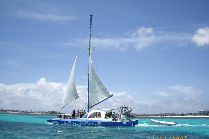 Dolphin Catamaran Snorkel and Sail with Open Bar