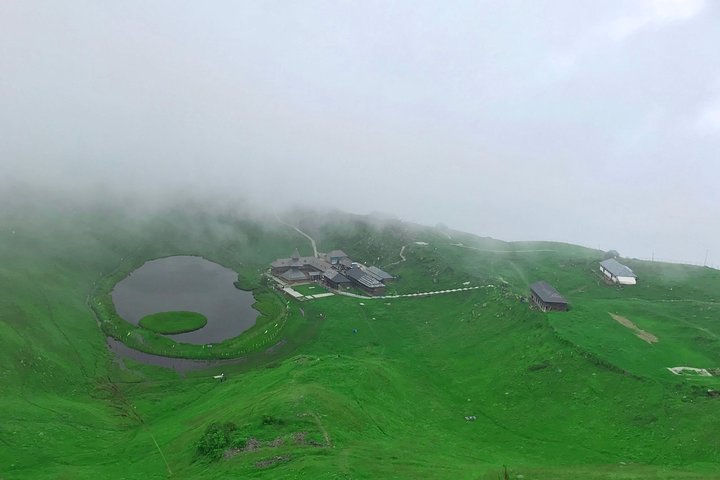Prashar Lake Trek