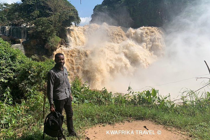 4 days Zongo falls, Bonobos and Kinshasa city experience