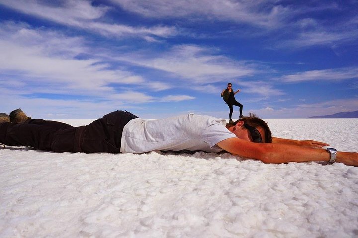 Excursion to the Uyuni Salt Flats from La Paz by round-trip bus