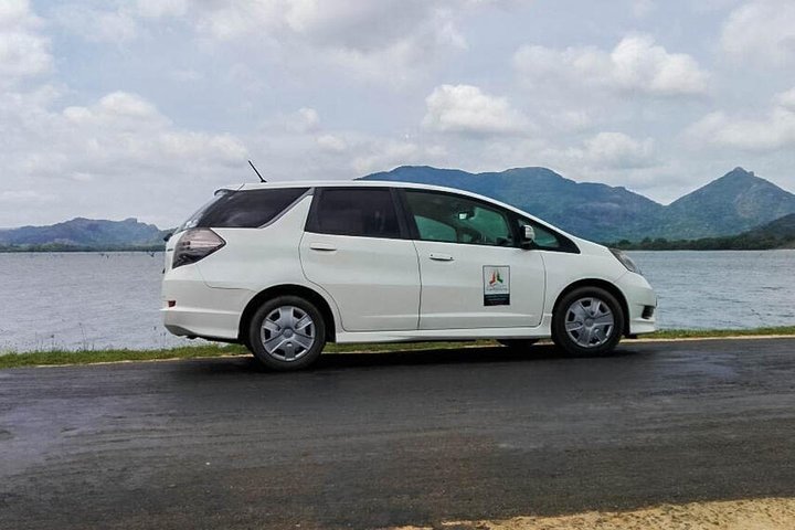 Vavuniya City to Anuradhapura City Private Transfer