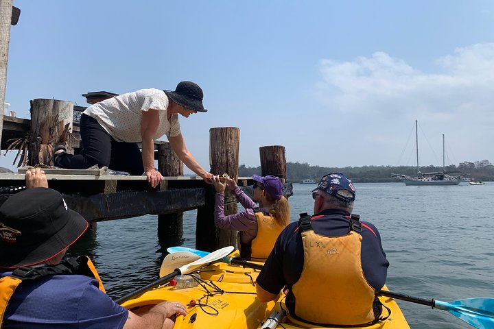 Batemans Bay Oyster Tasting Kayak Tour