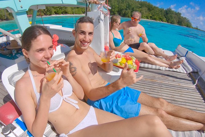 Half Day Tour : Moorea Snorkeling & Sailing on a Catamaran named Taboo