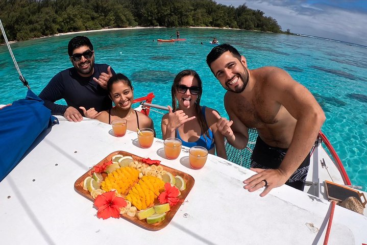 Half Day Tour : Moorea Snorkeling & Sailing on a Catamaran named Taboo