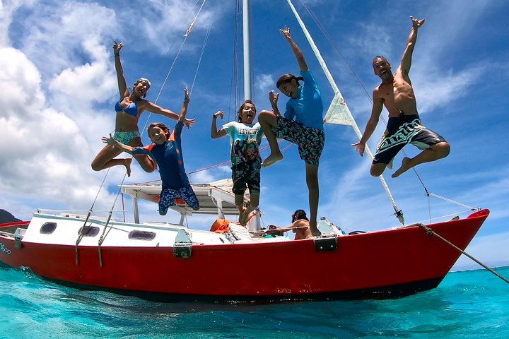 PRIVATE Half Day Tour : Moorea Snorkeling & Sailing on a Catamaran named Taboo