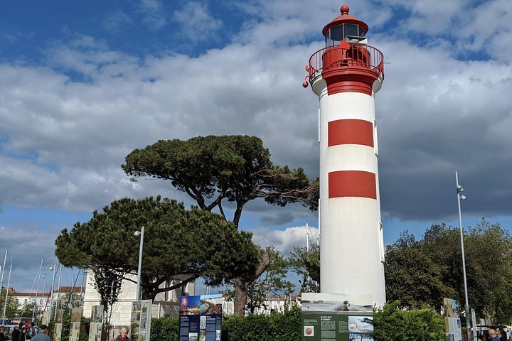 Discover La Rochelle: Discovery Walking Tour of La Rochelle