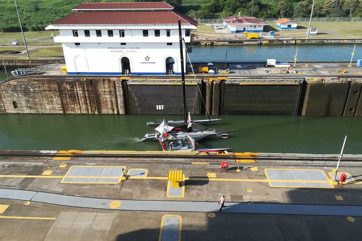 Panama Canal and City Tour Experience