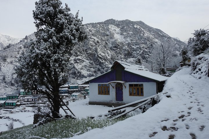 Himalayan village walk to Khati Uttarakhand