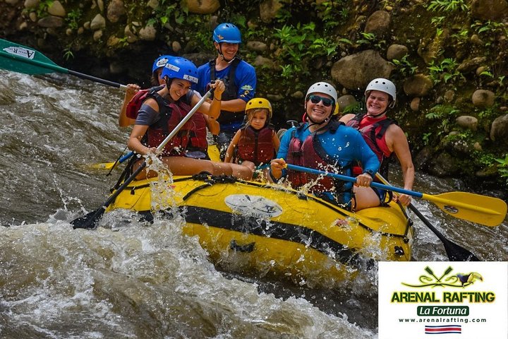 Balsa River White Water Rafting class 2/3 in Costa Rica