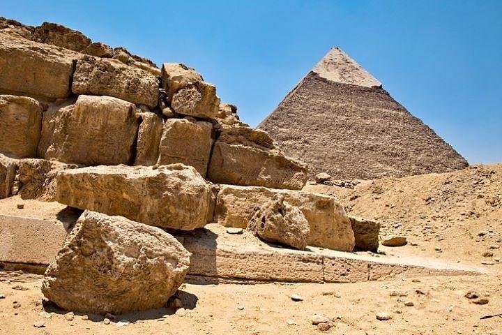 Full day Private Tour Giza Pyramids Sakkara Memphis Dahshur