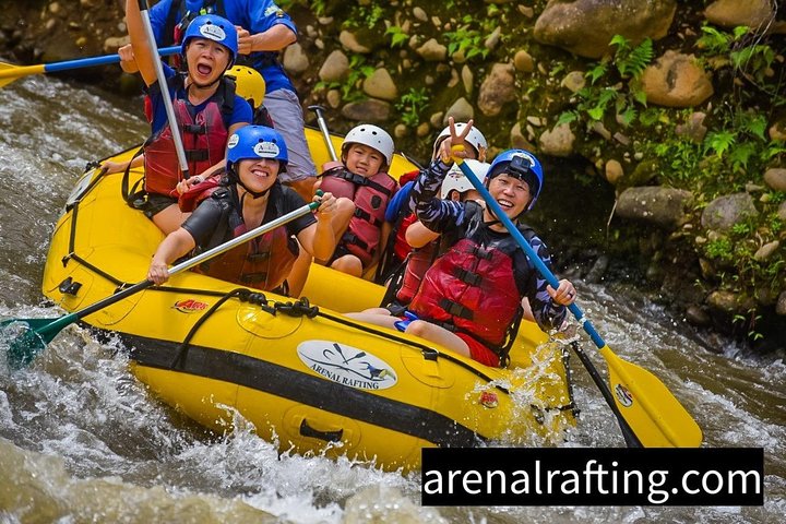 Balsa River White Water Rafting class 2/3 in Costa Rica
